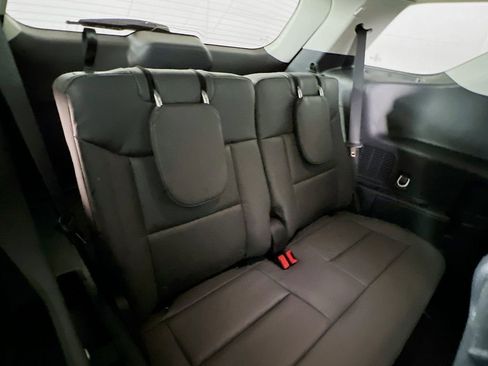 New 2026 Ford Explorer Active w/ Active Comfort Package image 16