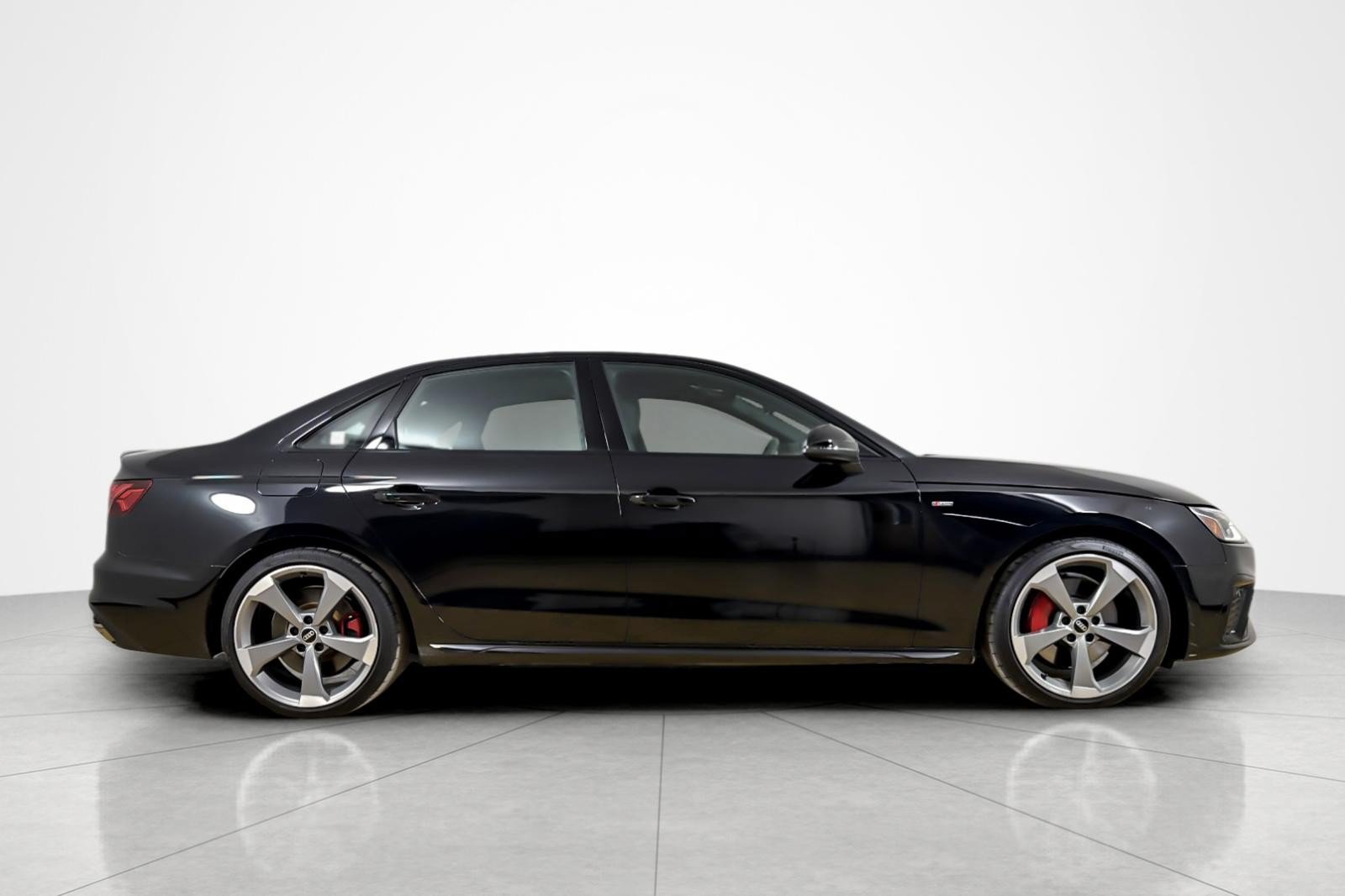 Used 2023 Audi A4 2.0T Premium Plus w/ Premium Plus Package AWD/4WD image 6