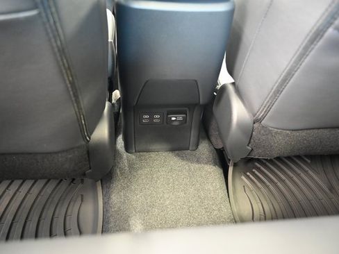 New 2026 Toyota Prius Plug-In Hybrid image 27