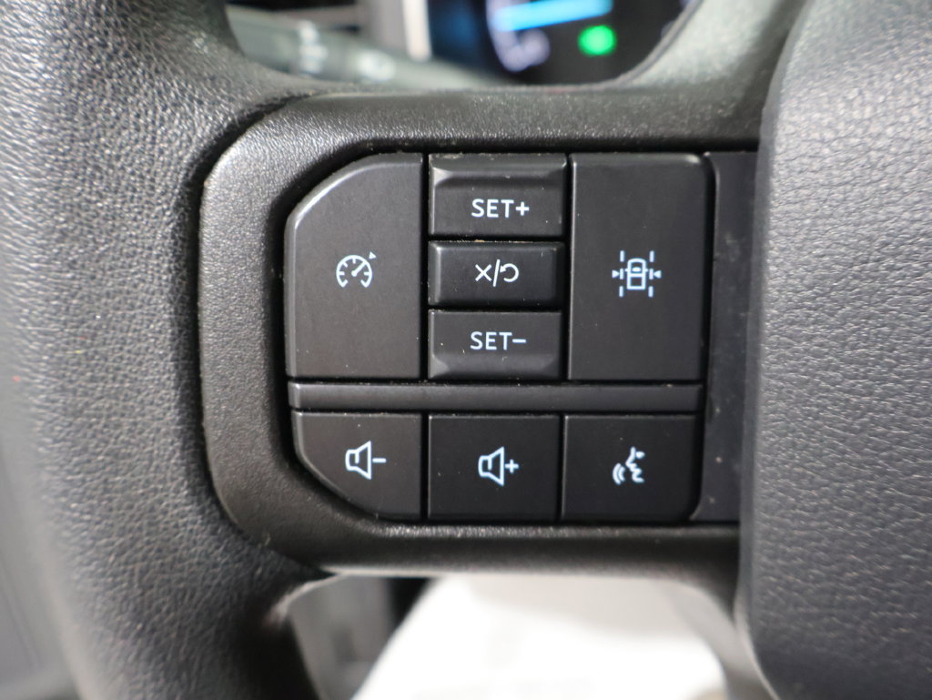 Used 2023 Ford F150 XLT AWD/4WD image 32
