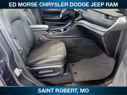 New 2025 Jeep Grand Cherokee L Altitude AWD/4WD image 34
