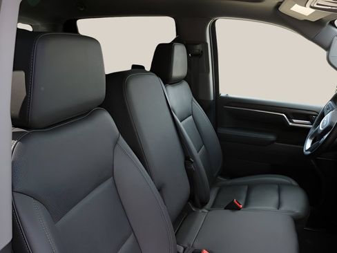 Used 2025 GMC Sierra 1500 SLT AWD/4WD image 19