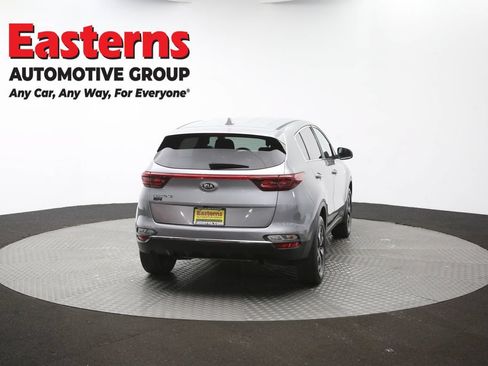 Used 2022 Kia Sportage LX AWD/4WD image 38