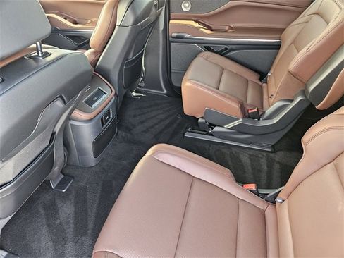 New 2025 Lincoln Navigator L Reserve image 27