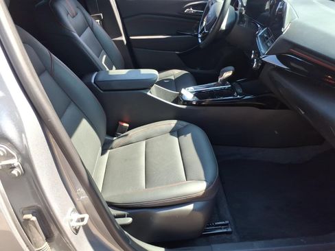 Used 2024 Chevrolet Trax RS w/ Driver Confidence Package image 6