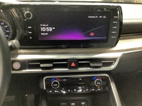 Used 2023 Kia K5 EX image 16