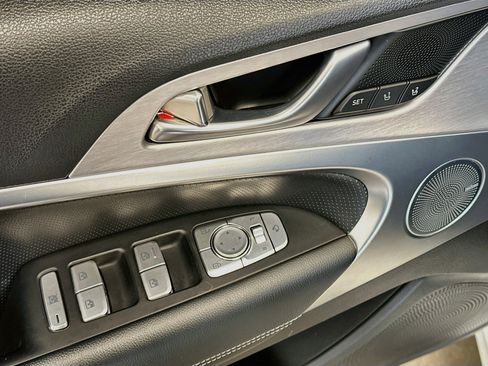 Used 2020 Genesis G70 2.0T w/ Elite Package AWD/4WD image 15