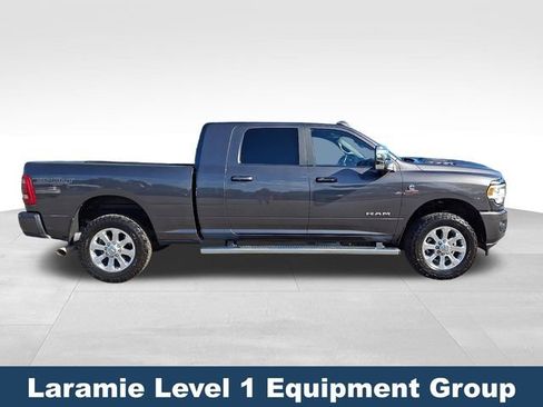 Used 2023 RAM 3500 Laramie AWD/4WD image 9
