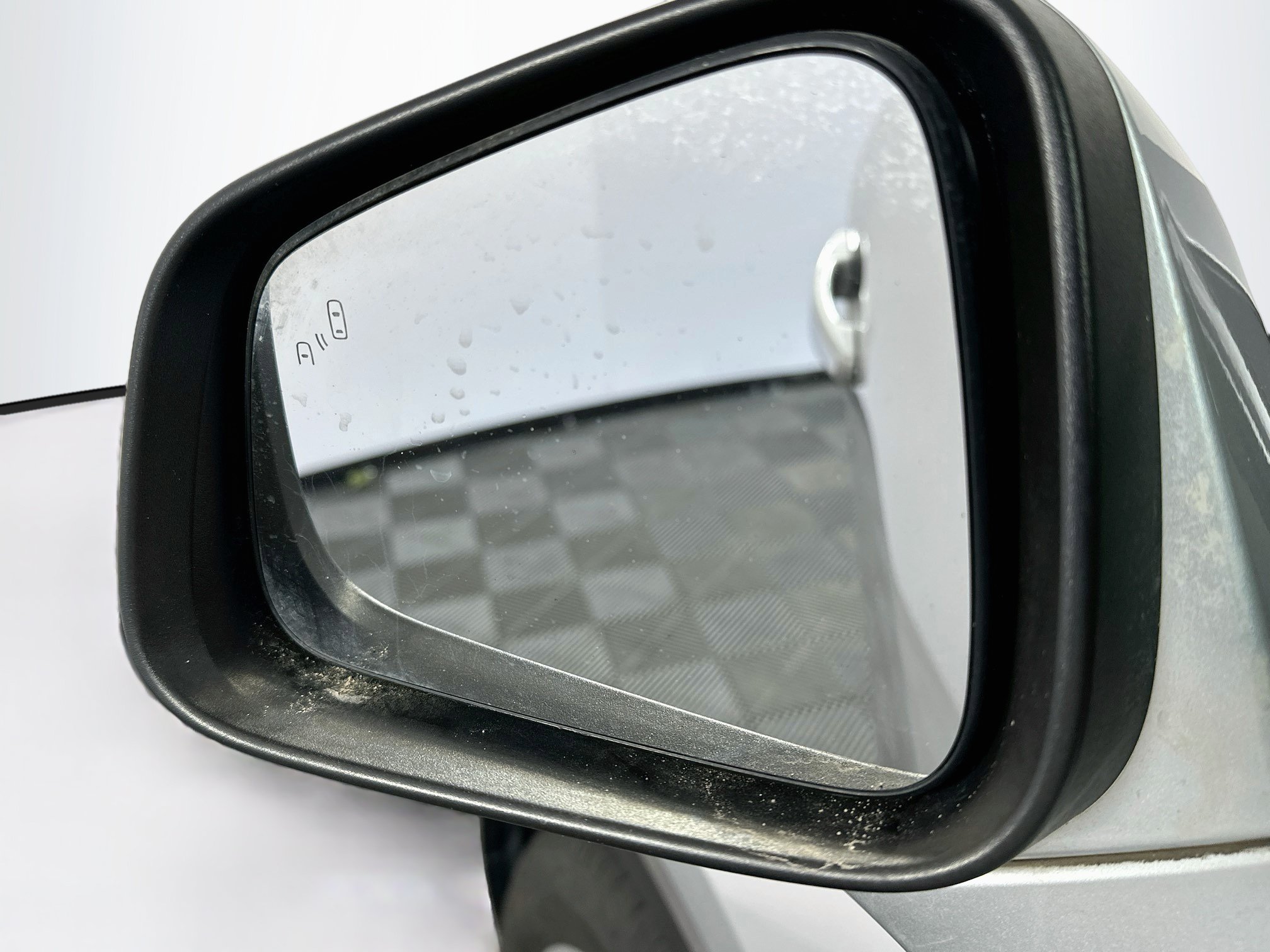 Used 2015 Buick Encore Convenience FWD image 16
