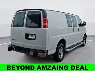 Used 2024 Chevrolet Express 2500 w/ Driver Convenience Package RWD video 3