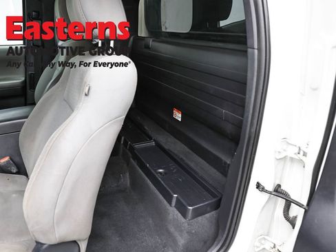 Used 2019 Toyota Tacoma SR image 20