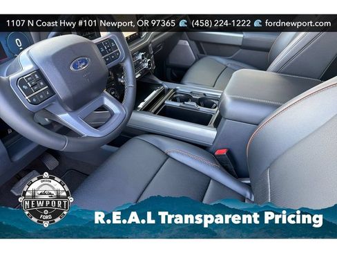 New 2026 Ford F250 Lariat w/ Black Appearance Package AWD/4WD image 13