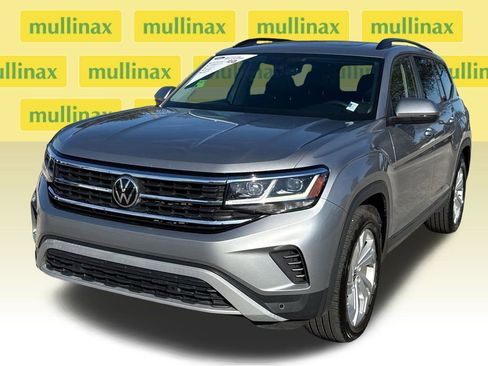 Used 2021 Volkswagen Atlas SE w/ Panoramic Sunroof Package image 11