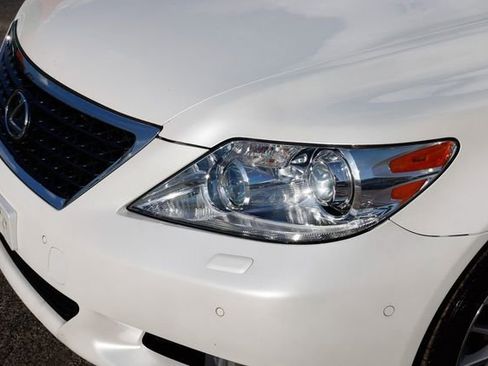 Used 2011 Lexus LS 460 4dr Sedan RWD image 31
