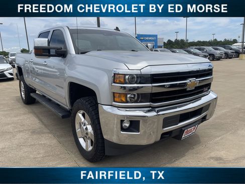 Used 2018 Chevrolet Silverado 2500 LTZ w/ Vortec Plus Package AWD/4WD image 1