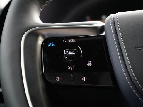 New 2026 INFINITI QX80 4WD image 15
