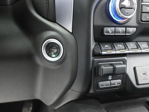 Used 2019 GMC Sierra 1500 SLT w/ SLT Premium Plus Package image 23