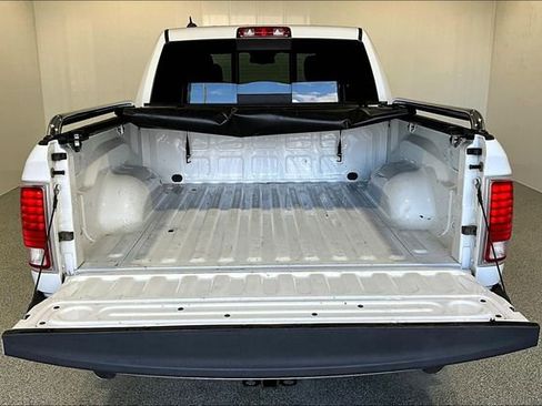 Used 2017 RAM 1500 Laramie w/ Convenience Group AWD/4WD image 7