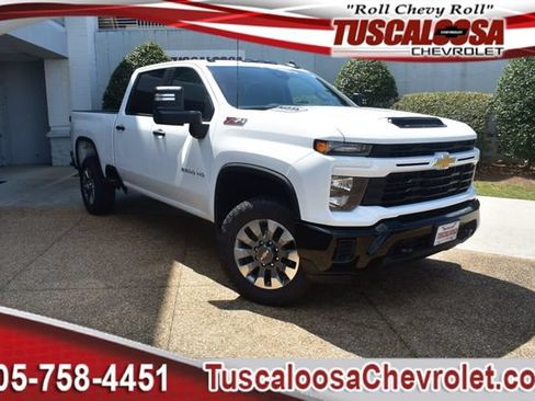 New 2026 Chevrolet Silverado 2500 Custom w/ Custom Convenience Package AWD/4WD image 1