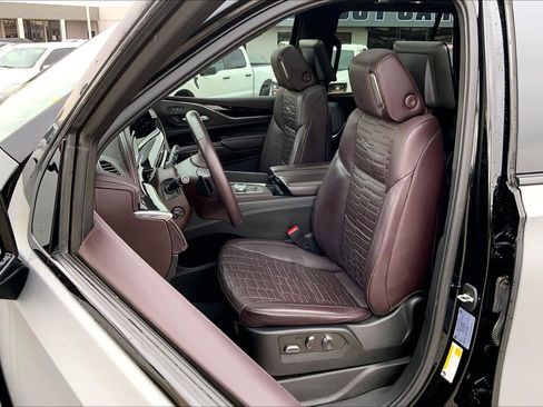 Used 2021 Cadillac Escalade Sport Platinum image 7