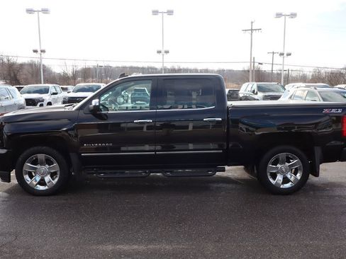 Used 2017 Chevrolet Silverado 1500 LTZ Z71 w/ LTZ Plus Package image 28