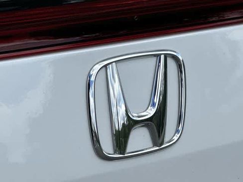 Used 2024 Honda Civic EX-L image 17