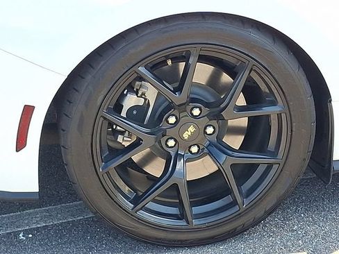 Used 2025 Ford Mustang GT RWD image 29