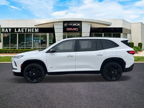 Used 2026 Buick Enclave Sport Touring w/ Power Package AWD/4WD image 5