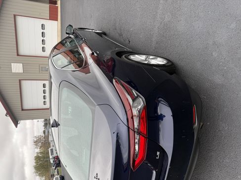 Used 2021 Toyota Camry LE image 6