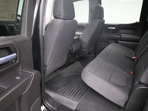 Certified 2021 Chevrolet Silverado 1500 Custom image 17