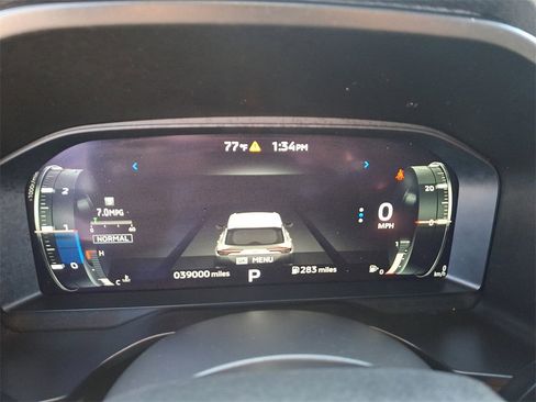 Used 2024 Mitsubishi Outlander SE image 23