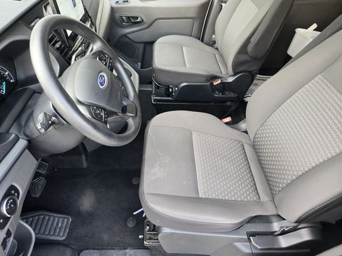 Used 2023 Ford Transit 350 XLT image 8