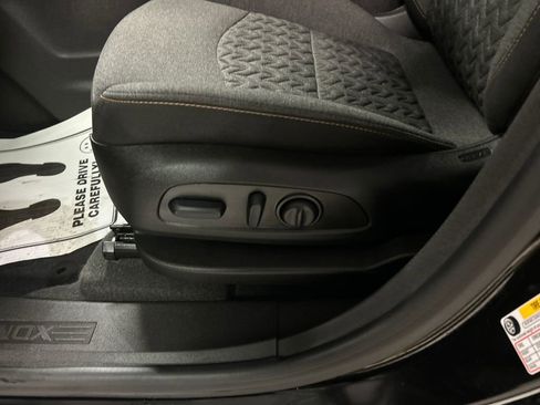 Used 2024 Chevrolet Equinox LT image 13