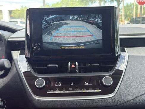 Certified 2025 Toyota Corolla LE image 23