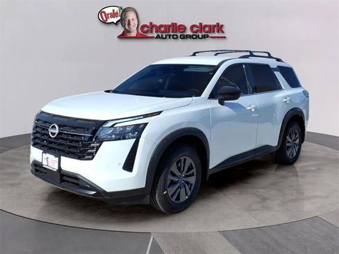 New 2026 Nissan Pathfinder SV image 1