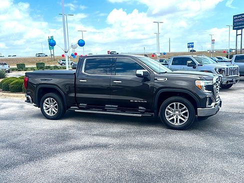 Used 2021 GMC Sierra 1500 SLT RWD image 5