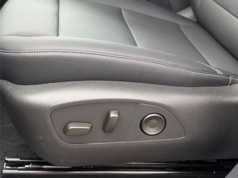 New 2026 Chevrolet Traverse LT w/ Driver Confidence Package image 29