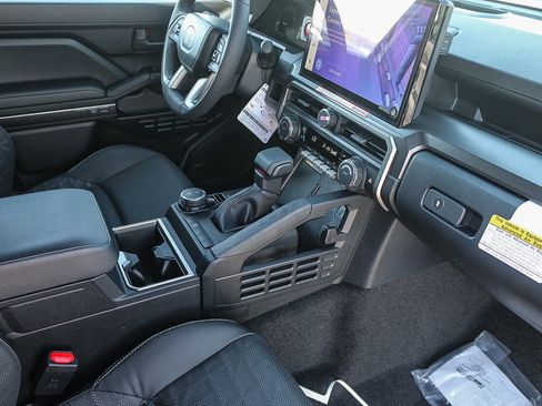 New 2026 Toyota 4Runner TRD Sport Premium AWD/4WD image 18