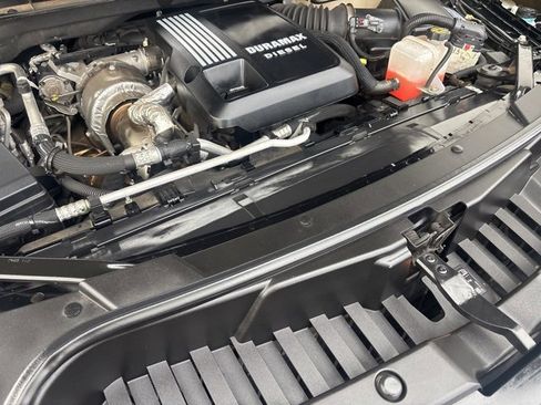 Used 2021 GMC Yukon Denali w/ Advanced Technology Package image 30