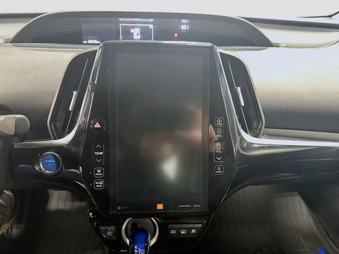 Used 2020 Toyota Prius Prime Limited image 12