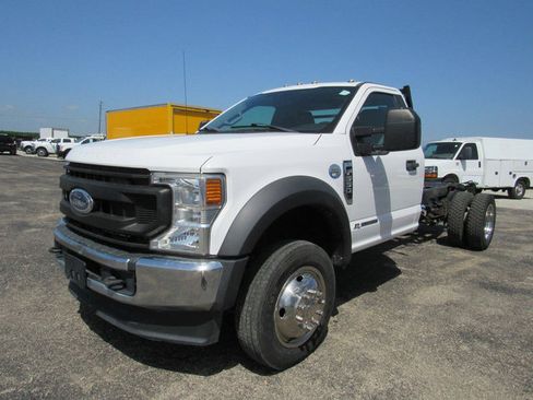 Used 2021 Ford F550 2WD Regular Cab Super Duty image 7
