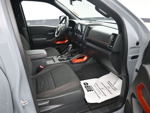Used 2022 Nissan Frontier PRO-4X w/ Off-Road Protection Package image 12