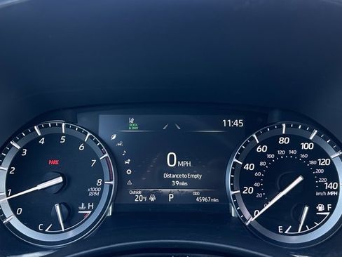 Used 2021 Toyota Highlander Limited image 19