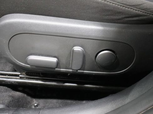 Used 2024 Hyundai Kona SEL AWD/4WD image 12