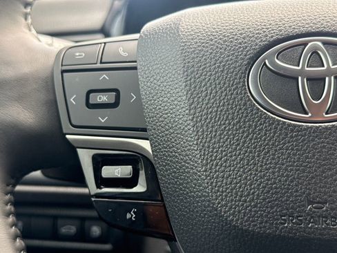 Used 2025 Toyota Camry XSE w/ Premium Package FWD image 28