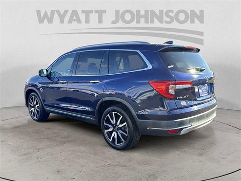 Used 2019 Honda Pilot Touring image 3