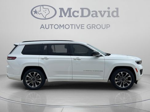 Used 2024 Jeep Grand Cherokee L Overland w/ Advanced Protech Group III AWD/4WD image 8