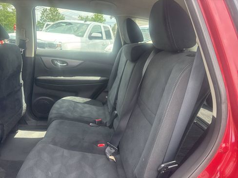 Used 2016 Nissan Rogue S AWD/4WD image 12