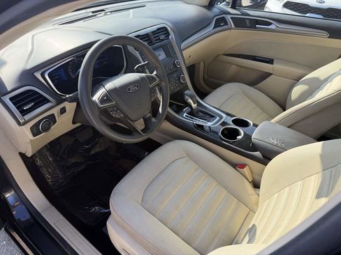 Used 2013 Ford Fusion SE image 9