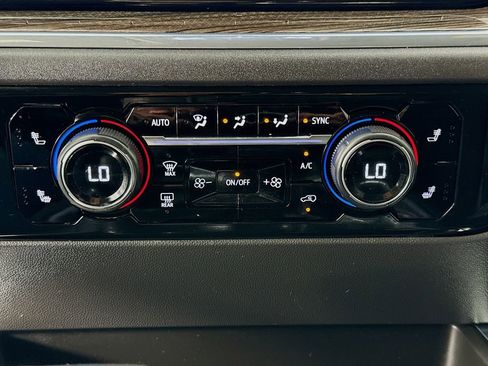 Used 2024 Chevrolet Silverado 1500 LT Trail Boss image 16